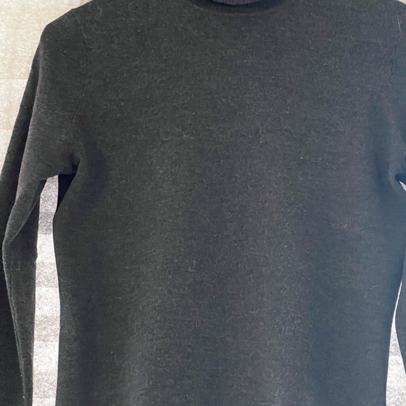 100% Ultra soft Merino wool turtleneck sweater - Picture 3 of 7